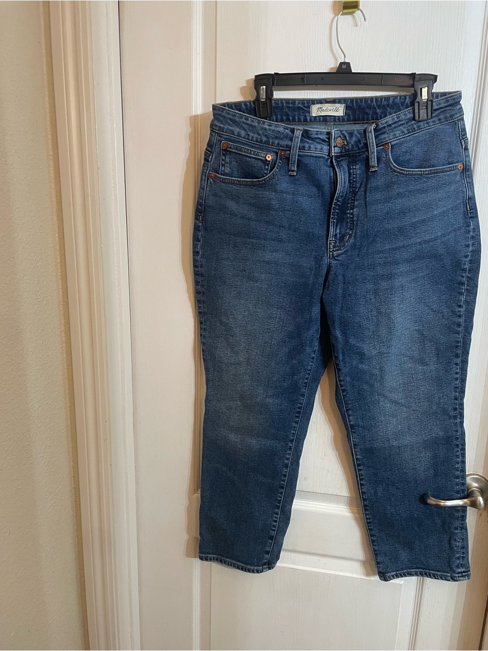 Madewell Mid-Rise Cropped Slim Jeans in Dark Blue Wash